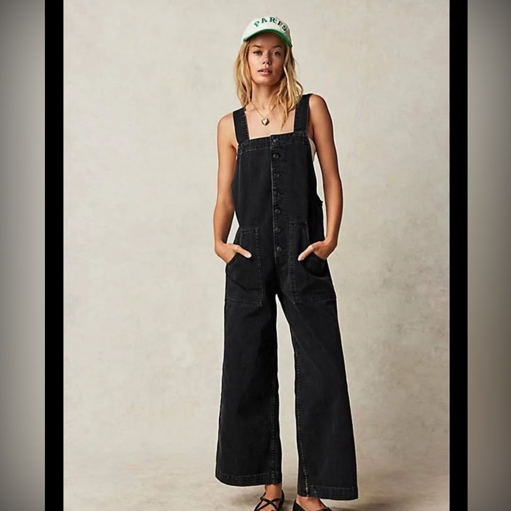 We the free field of flowers wide leg overalls SMALL